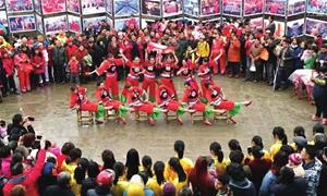 首个“非遗版”春节临近 来四川小镇 过热闹新年