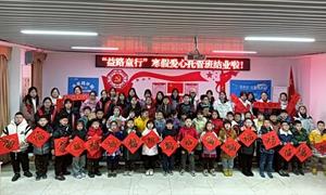 湖北红安：社区书屋真热闹