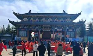 洛阳大宋名相园社火大赛燃情元宵 传统文化大放异彩